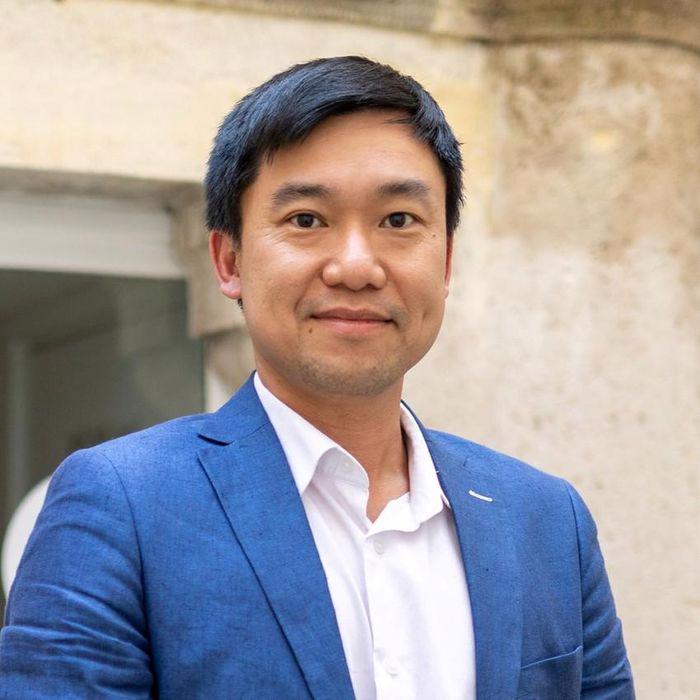 PGS. TS. V&otilde; Đ&igrave;nh Tr&iacute;,&nbsp;Trường Đại học Kinh tế TP.HCM, IPAG Business School, AVSE Global.