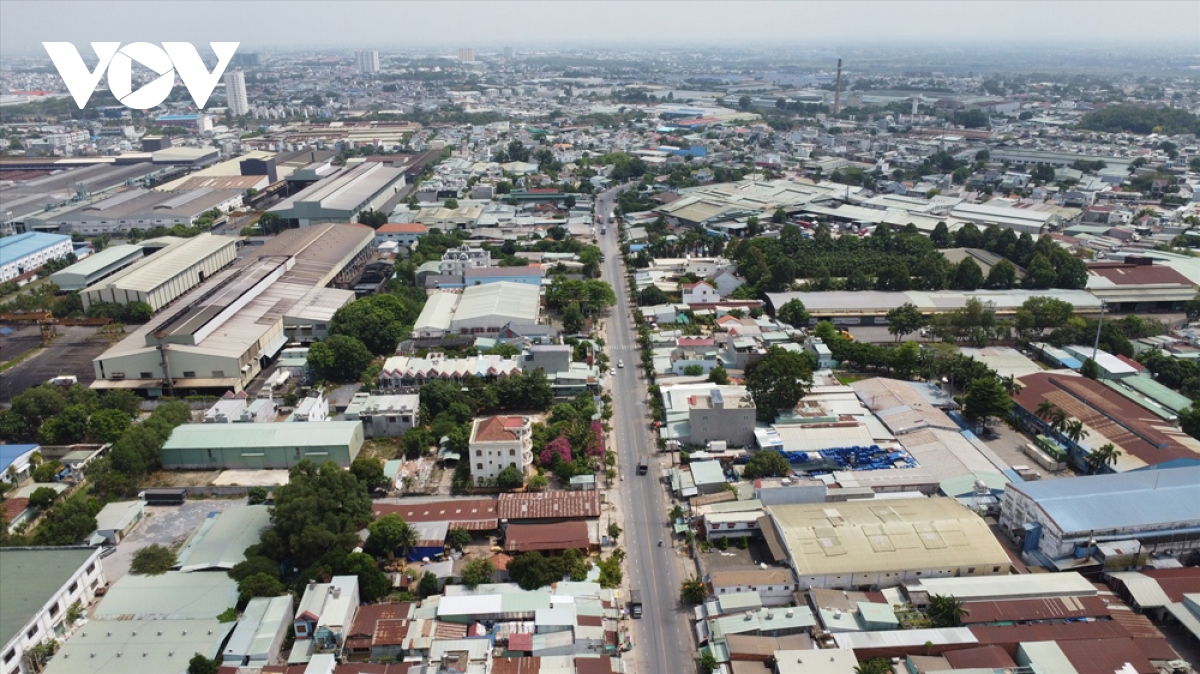Doanh nghiệp Bình Dương bộn bề lo lắng khi hạn di dời “sát nút”