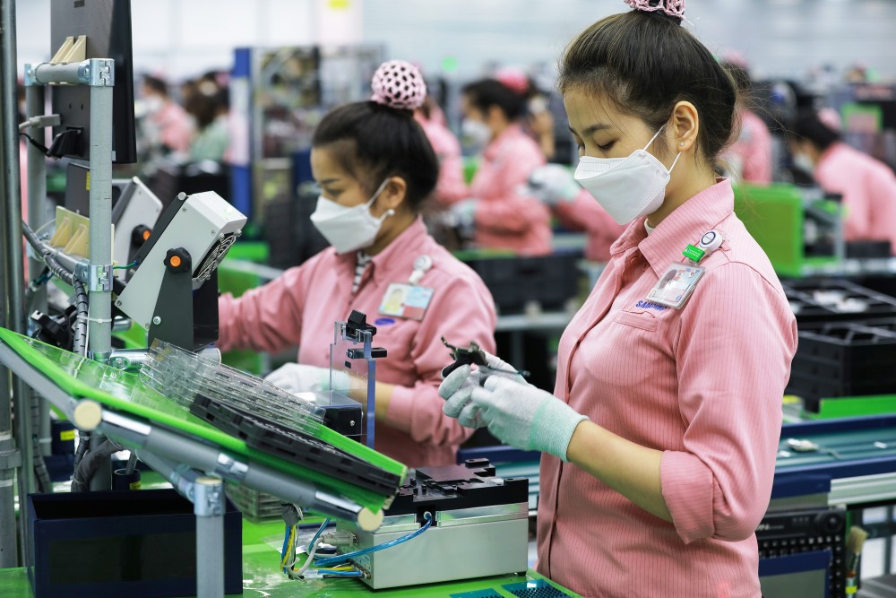 Nhà đầu tư ngoại và ‘miếng bánh’ thị trường Việt
