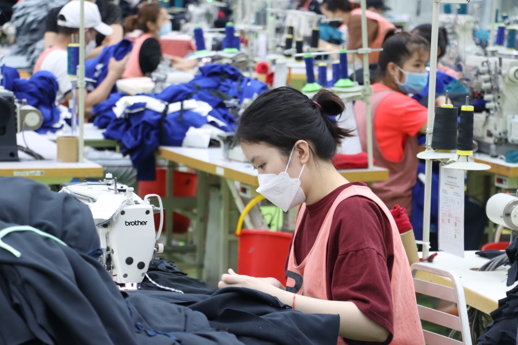 10 nhóm hàng xuất khẩu giảm từ 500 triệu USD đến 5 tỷ USD